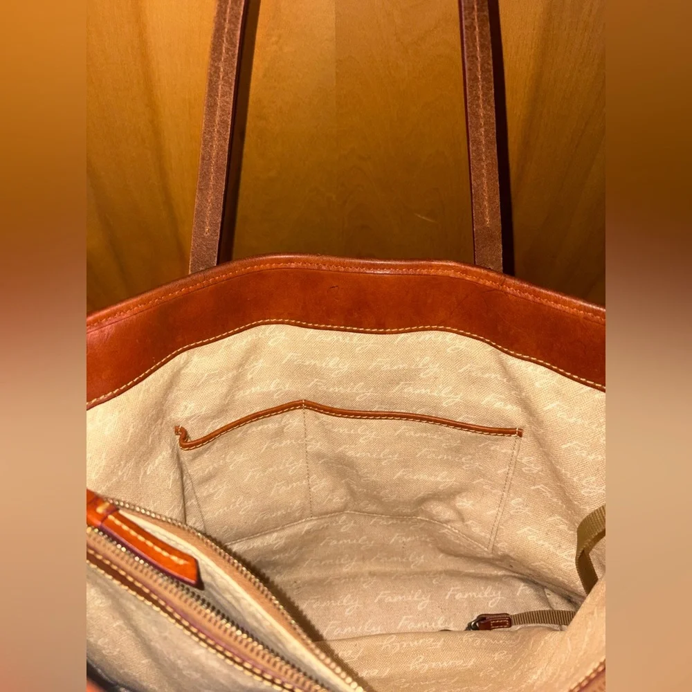 Dooney and Bourke Dover Duck Dynasty Tote - Picture 7 of 9